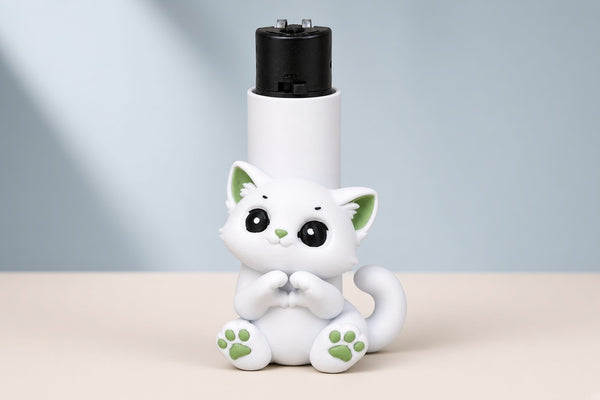 Yeşil Pati İzli Beyaz Kedi Figürlü Tekli Çakmak – Model 014